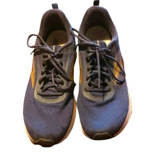 Brooks Anthem 3 mens size 11